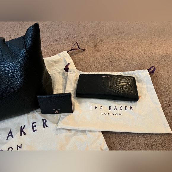 Ted Baker black tote bag with matching wallets - Picture 5 of 7